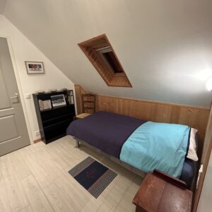 Lit simple mezzanine abri de porsguen ouessant